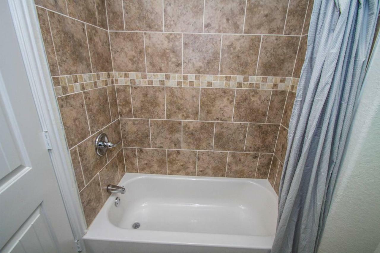 Hays St Cozy Remodeled 2Br/2Ba House Sleeps 8 Apartamento San Antonio Exterior foto
