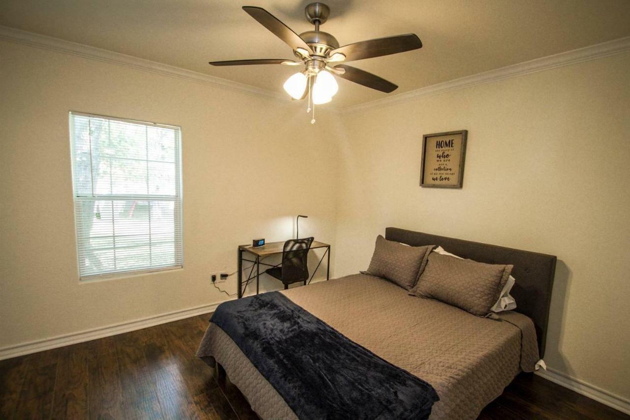 Hays St Cozy Remodeled 2Br/2Ba House Sleeps 8 Apartamento San Antonio Exterior foto