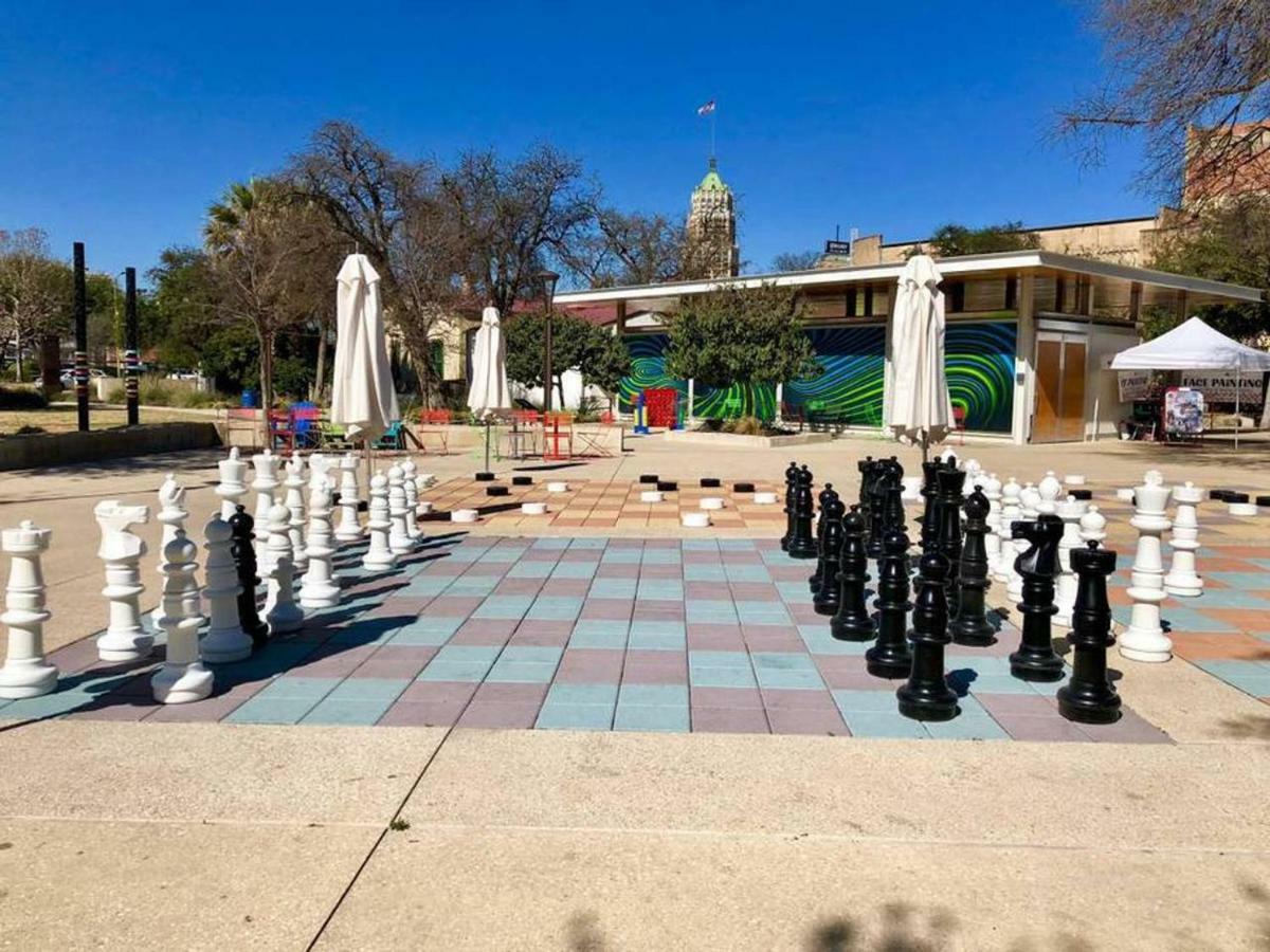 Hays St Cozy Remodeled 2Br/2Ba House Sleeps 8 Apartamento San Antonio Exterior foto